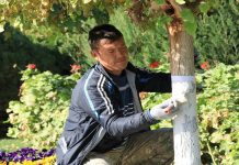 “Shahar va qishloqlarimiz obodligi, ziyoratgohlarimiz ozodaligiga barchamiz birdek hissa qoʼshaylik!” – Ulugʼbek Qosimov